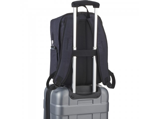 5790-07_CA_A_BACKPACK-PROPPED-TROLLEY