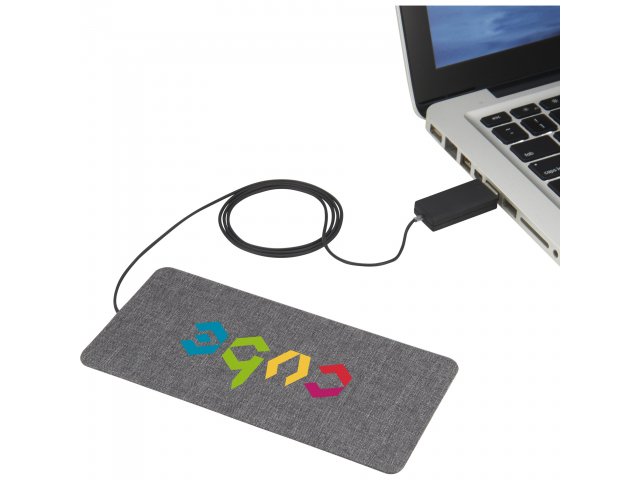 7141-83_GY_D_Cube-CHARGING-PAD-PROPPED