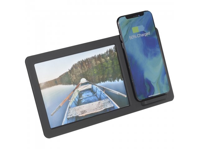 7141-84_BK_B_PHOTO-FRAME-CHARGING-PROPPED