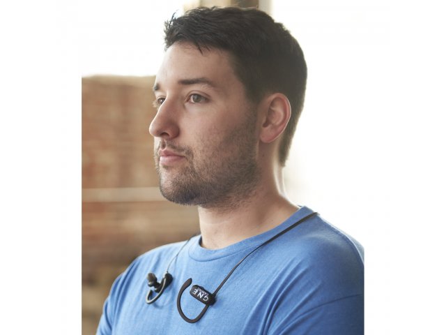 7197-16_BK_GME-LOGO-EARBUDS-PROPPED-1