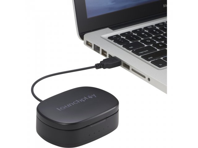 7197-21_BK_D_LAUNCHPLAY-LOGO-EARBUD-CHARGE-DIRECT-PROPPED