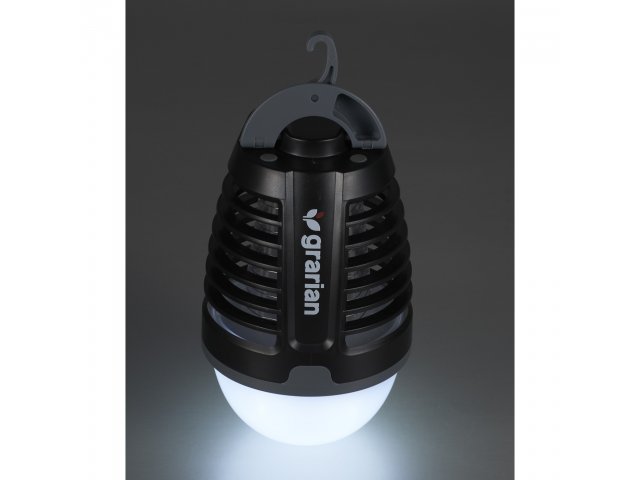 1072-24_BK_D_MOSQUITO-WHITE-LIGHT-ON-LOGO-PROPPED