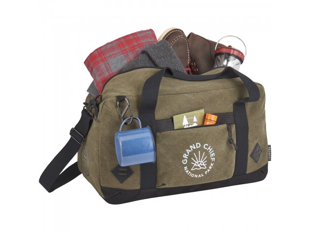 7950-13_OL_D_GRAND-CHIEF-LOGO-DUFFEL-PROPPED