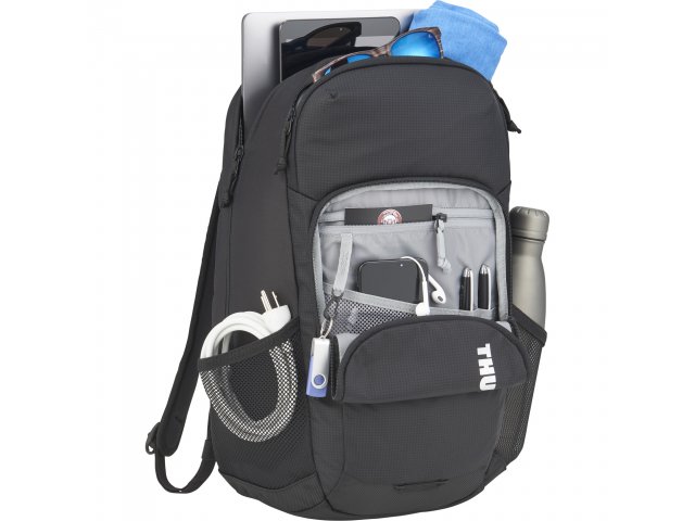 9020-39_BK_A_BACKPACK-PROPPED