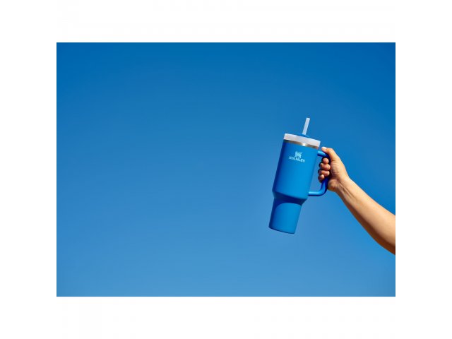 1603-01_AZRE_A_BACK_LIFESTYLE