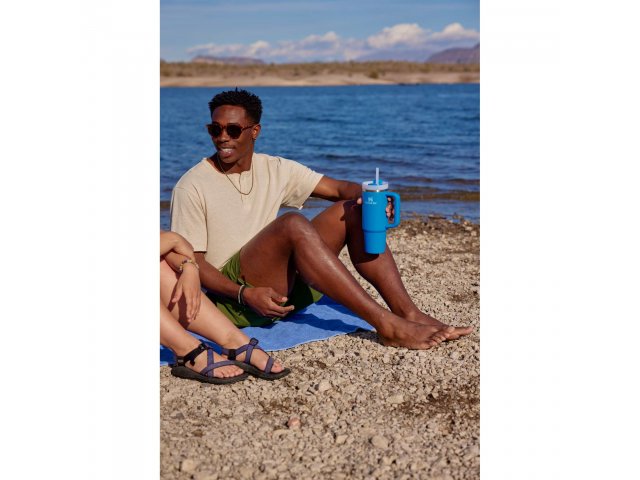 1603-02_AZRE_A_LIFESTYLE