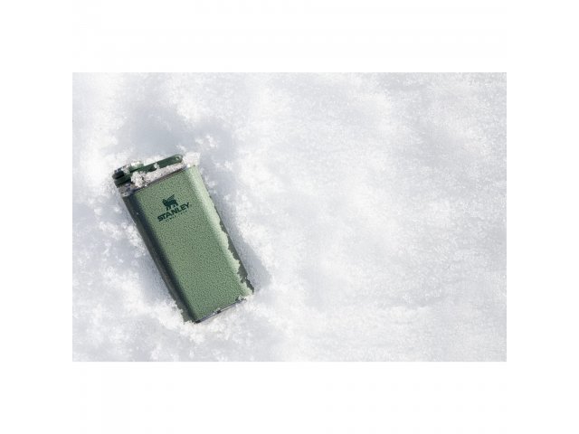 1603-05_GN_B_AR_STILL-1