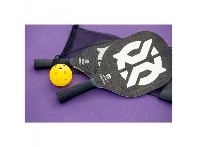 1801-04_BK_B_AL_STILL1