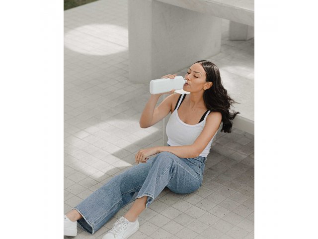 1606-12_WH_B_FR_LIFESTYLE2