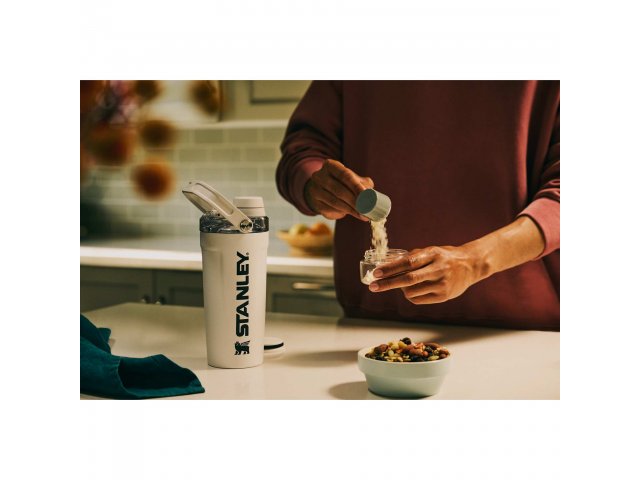 1603-37_CLK_A_BACK_LIFESTYLE