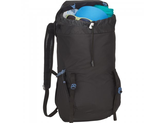 1627-52_BK_A_CAMELBAK-PROPPED