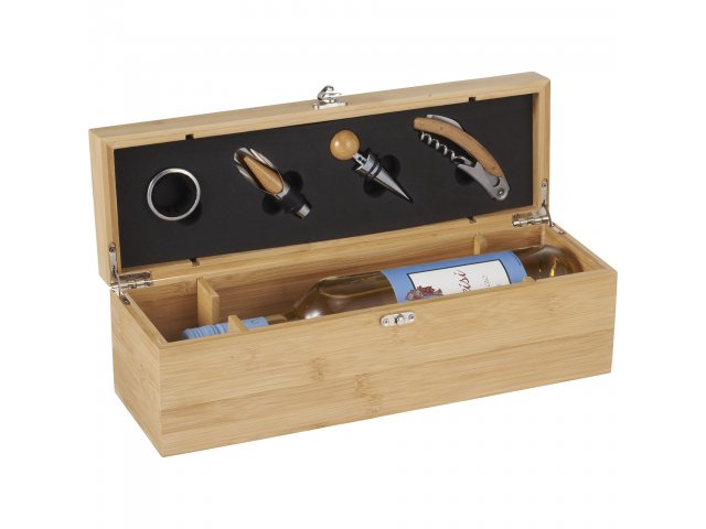 1033-73_NT_A_WINE-CASE-PROPPED-OPEN