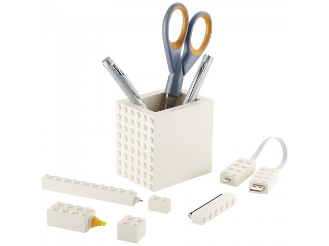 5-in-1 Desk Set with MFI Certified Cable